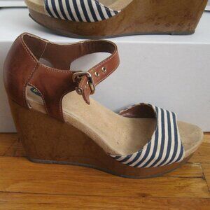 Dr. Scholl's Milestone Saddle Tan Navy White Stripe Wedge Sandal, Size 6.5